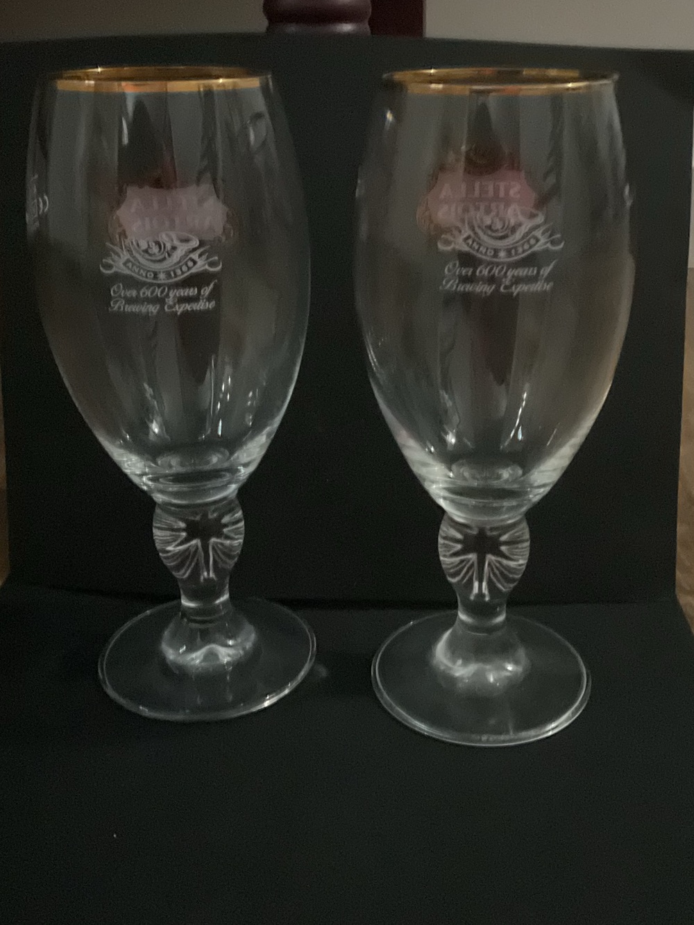 Stella Artois Set of 2 Belgium Beer Glasses Gold Rim Chalice 40 cl - Picture 4 of 6